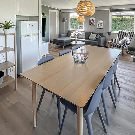 Holiday home Beautiful In With Wifi